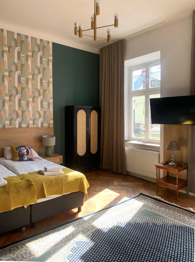 לודז' Apartamenty Piotrkowska 28 By Good Time מראה חיצוני תמונה