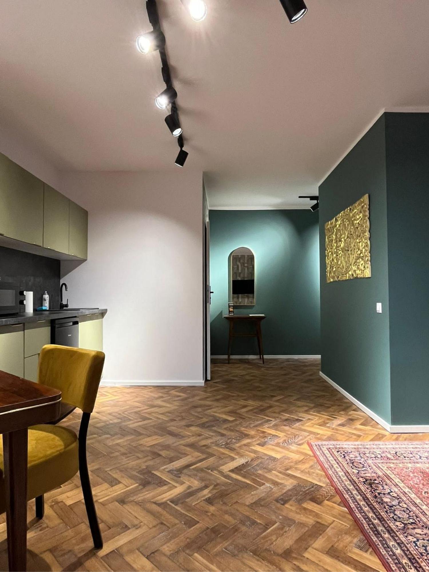לודז' Apartamenty Piotrkowska 28 By Good Time מראה חיצוני תמונה